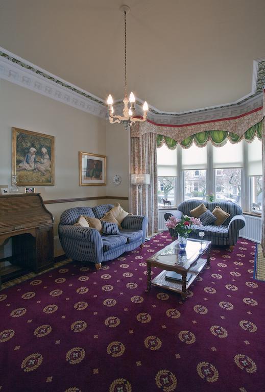 Langley Bank Guest House แอร์ ภายนอก รูปภาพ