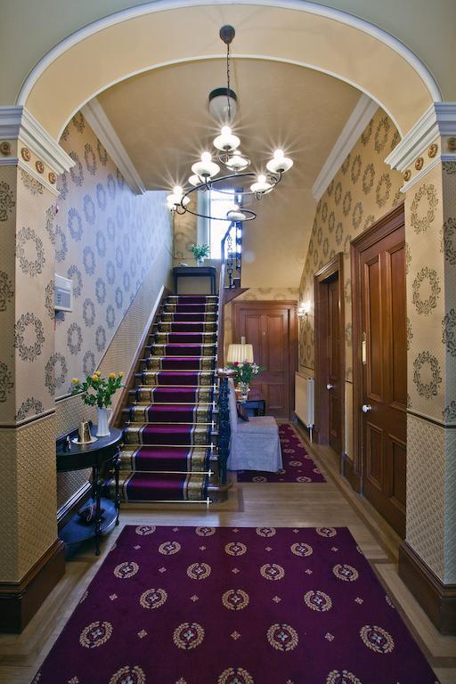 Langley Bank Guest House แอร์ ภายนอก รูปภาพ
